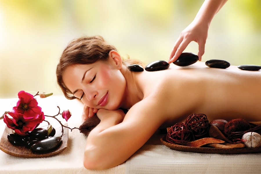 Hot Stone Therapy massage in Longueuil