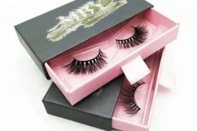 Eyelash Boxes