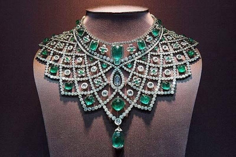 royal emerald necklace